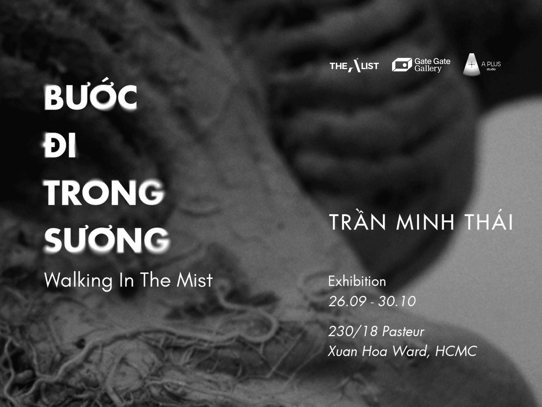 “Bước Đi Trong Sương” là hành trình đi qua những vùng mờ của cuộc sống – nơi ký ức và thực tại, thân xác và tinh thần, tổn thương và tái sinh đan xen như sương mù. 